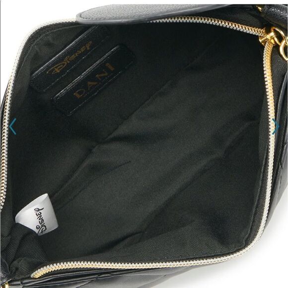 Danielle Nicole Disney’s Minnie Mouse Black Crossbody Bag NWT - Picture 3 of 6